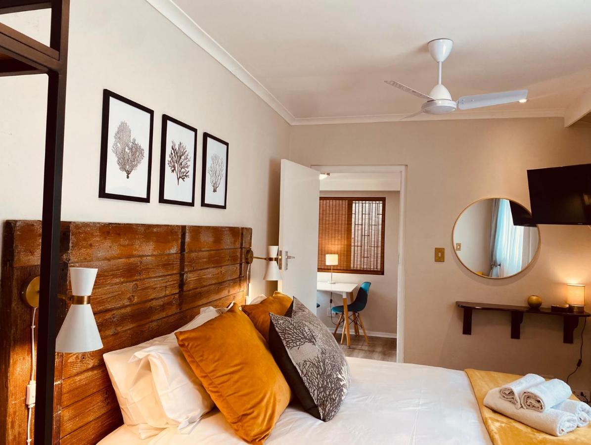 Dolphin Circle Bed And Breakfast Plettenberg Bay Exterior foto