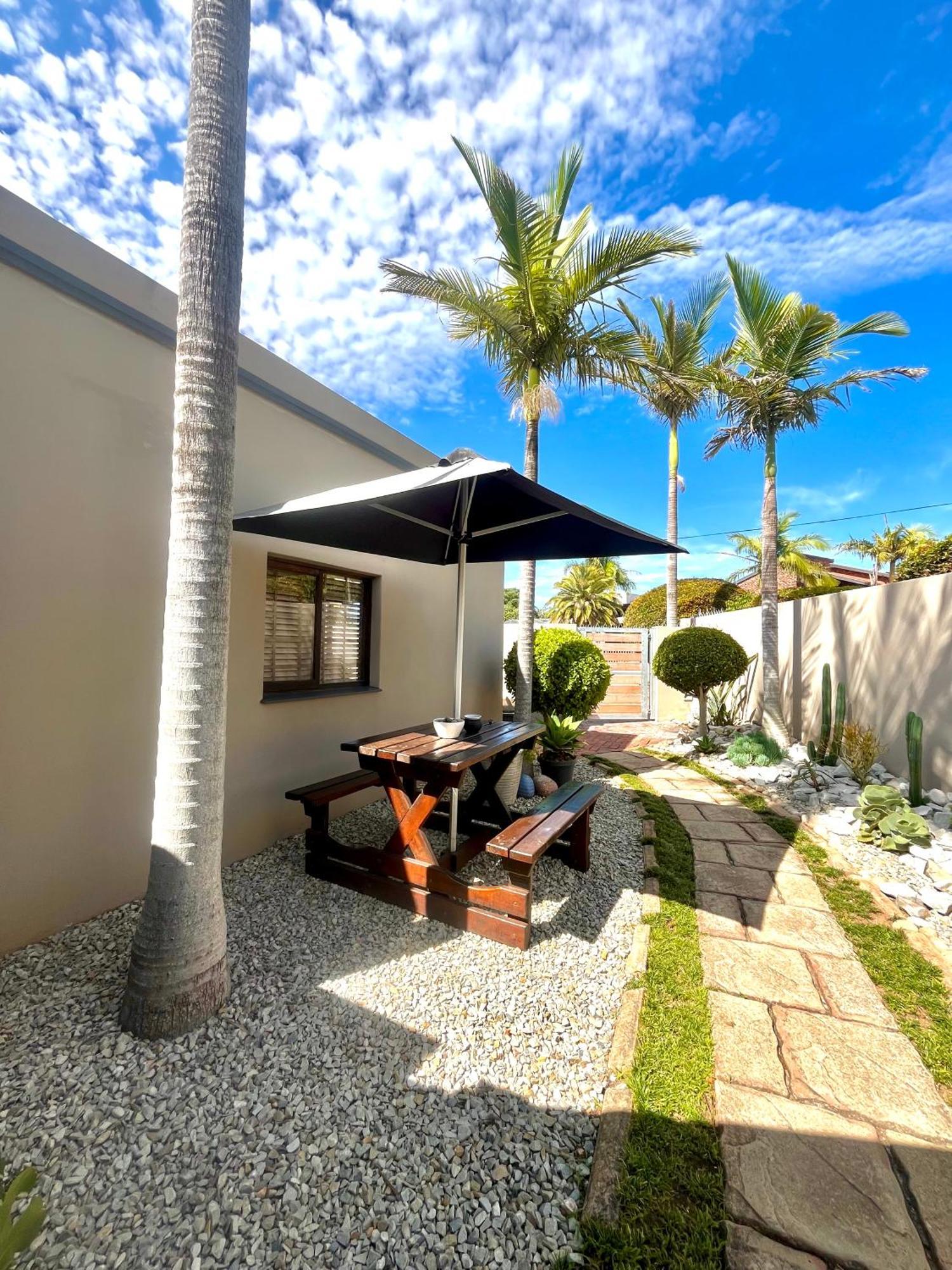 Dolphin Circle Bed And Breakfast Plettenberg Bay Exterior foto