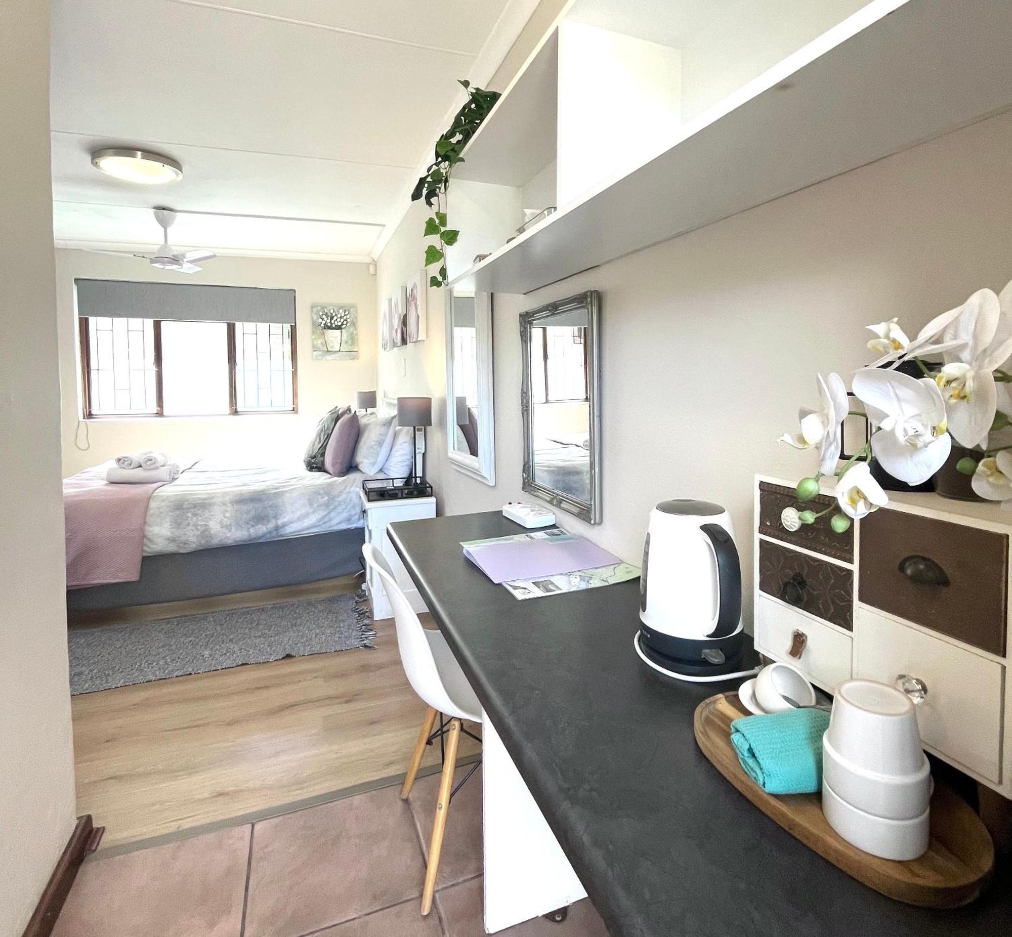 Dolphin Circle Bed And Breakfast Plettenberg Bay Exterior foto